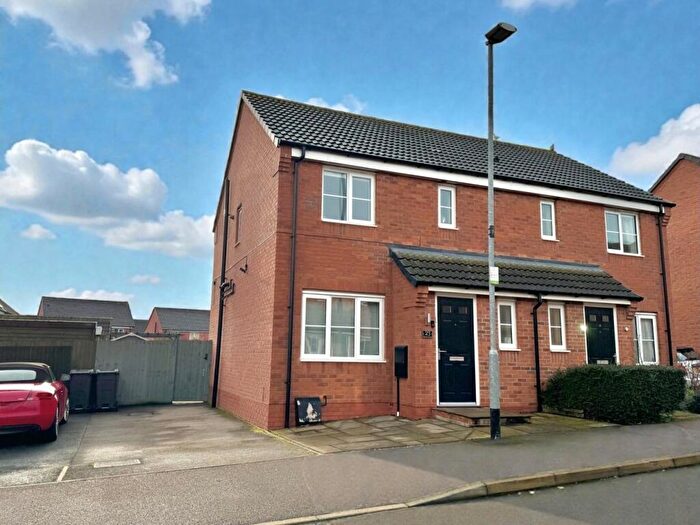 3 Bedroom Semi-Detached House For Sale In Mason Road, Melton Mowbray, LE13