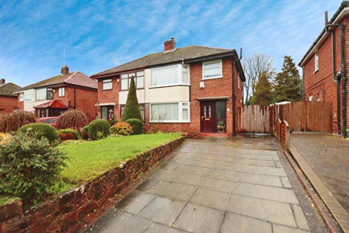 3 Bedroom Semi Detached House For Sale In Spital Road, Bromborough, CH62