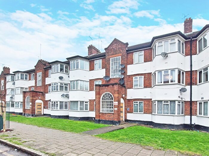 2 Bedroom Flat For Sale In High Mead, Harrow, HA1