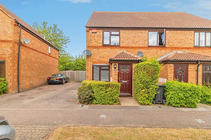2 Bedroom Semi-Detached House For Sale In Isaacson Drive, Wavendon Gate, Milton Keynes, Buckinghamshire, MK7