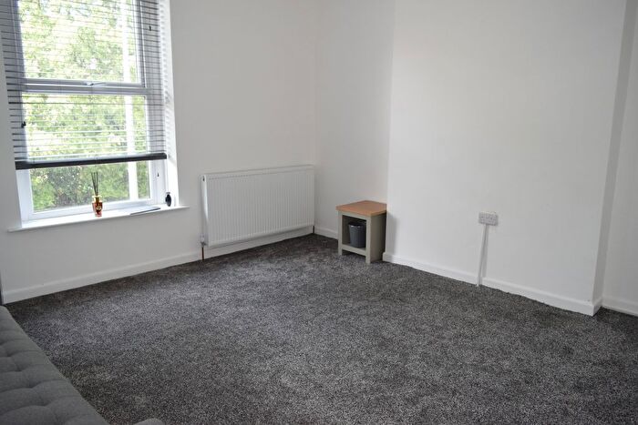 2 Bedroom Flat To Rent In Preston New Road, Blackburn, BB2