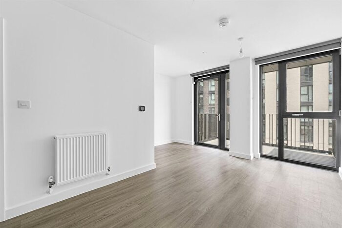 2 Bedroom Flat To Rent In Atlantic Crescent, Wembley, HA9