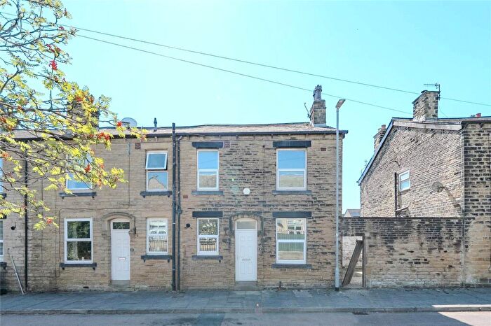 2 Bedroom Terraced House For Sale In Granville Street, Stanningley, Pudsey, LS28