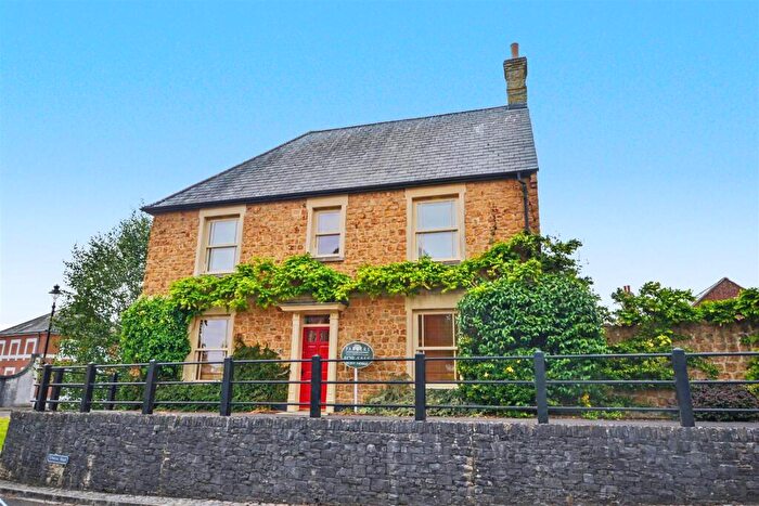 4 Bedroom Detached House For Sale In Tyberton Street, Poundbury, DT1