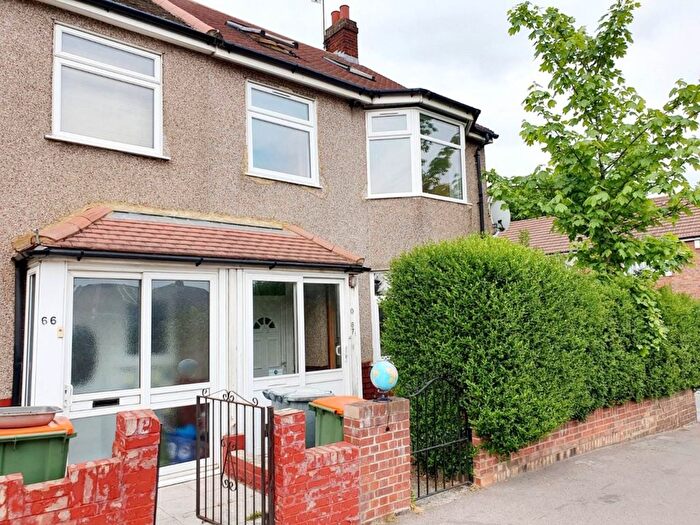4 Bedroom End Terrace House To Rent In Forest Lane, London, E15