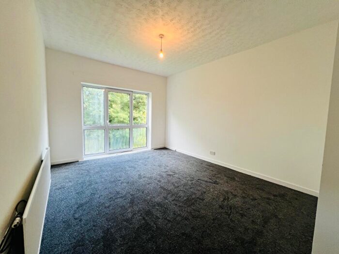 1 Bedroom Flat To Rent In Mayfield Road, Whalley Range, Manchester, M16