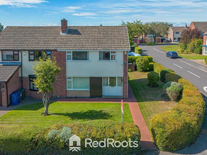 3 Bedroom Semi-Detached House For Sale In Folder Lane, Sprotbrough, Doncaster, DN5