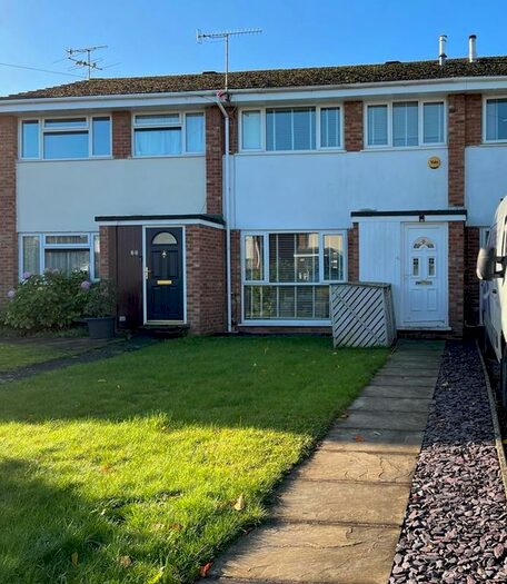 3 Bedroom Terraced House To Rent In Gardens Walk, Worcester, Worcestershire, WR8