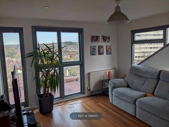 2 Bedroom Flat To Rent In Ditchling Road, Brighton, BN1