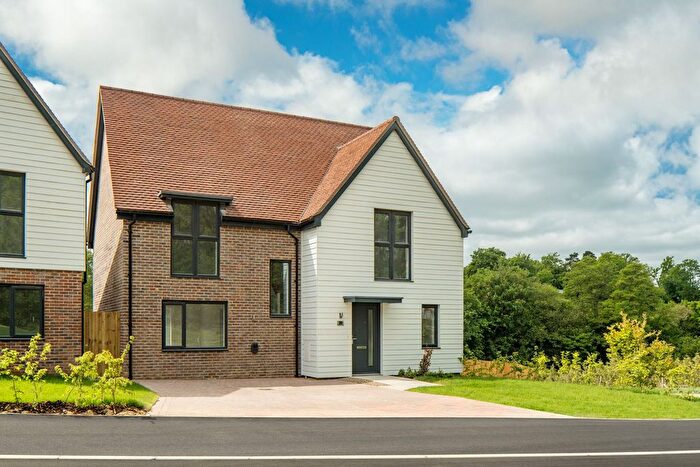 4 Bedroom Detached House For Sale In Highgate Hill, Hawkhurst, Cranbrook, TN18