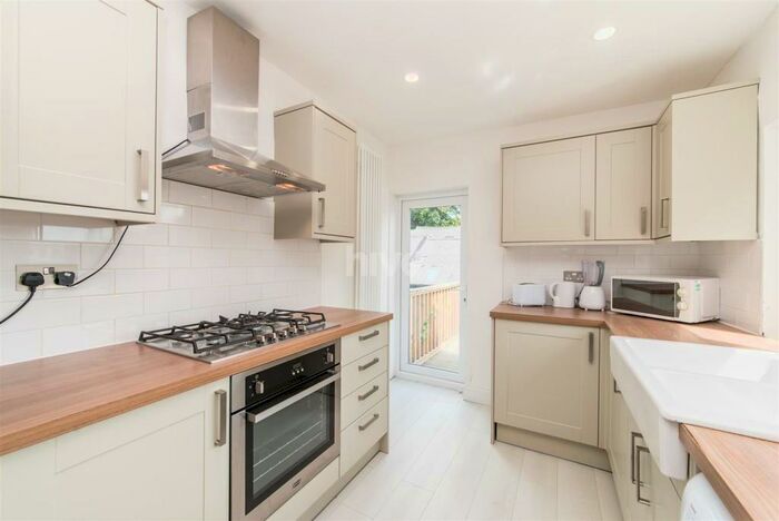 6 Bedroom Maisonette To Rent In Goldspink Lane, Sandyford, Newcastle Upon Tyne, NE2