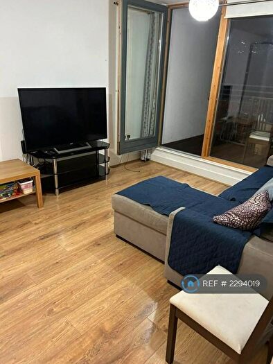 1 Bedroom Flat To Rent In Phoenix Heights East, London, E14