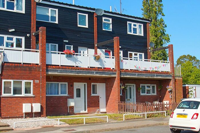 1 Bedroom Maisonette To Rent In Albert Close, Studley, Warwickshire, B80