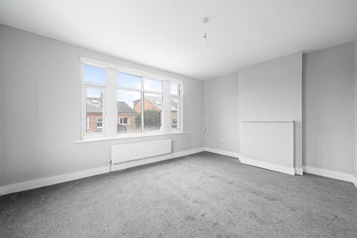 2 Bedroom Maisonette To Rent In Staines Road, Twickenham, TW2