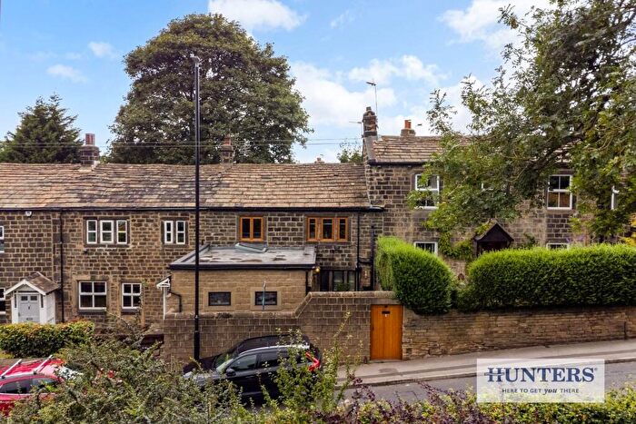 3 Bedroom Character Property For Sale In Micklefield Lane, Rawdon, Leeds, LS19