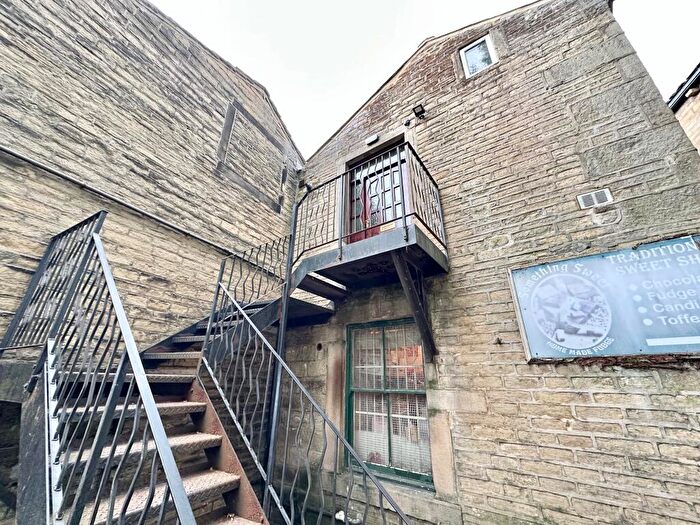 2 Bedroom Apartment To Rent In Bridge Gate, Hebden Bridge, HX7