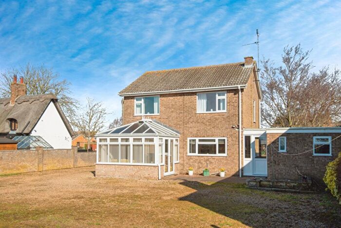 3 Bedroom Detached House For Sale In South Green, Coates, Peterborough, PE7