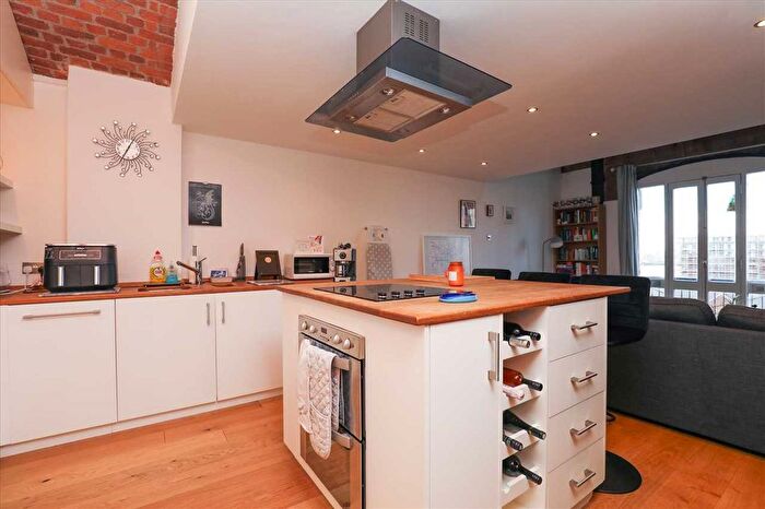 2 Bedroom Flat For Sale In Waterloo Warehouse, Waterloo Road, Liverpool, L3
