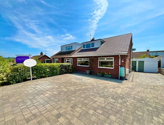 3 Bedroom Bungalow For Sale In Primrose Dell, Madeley, CW3