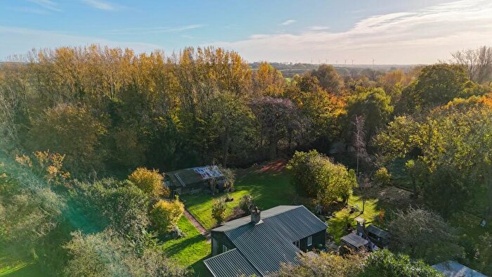 4 Bedroom Detached House For Sale In Bromholme Lane, Brampton, PE28