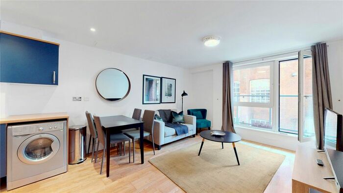 1 Bedroom Flat To Rent In Britton Street, Clerkenwell, EC1M