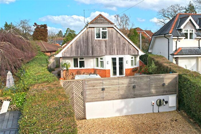 4 Bedroom Detached House For Sale In Prospect Road, Rowledge, Farnham, Surrey, GU10
