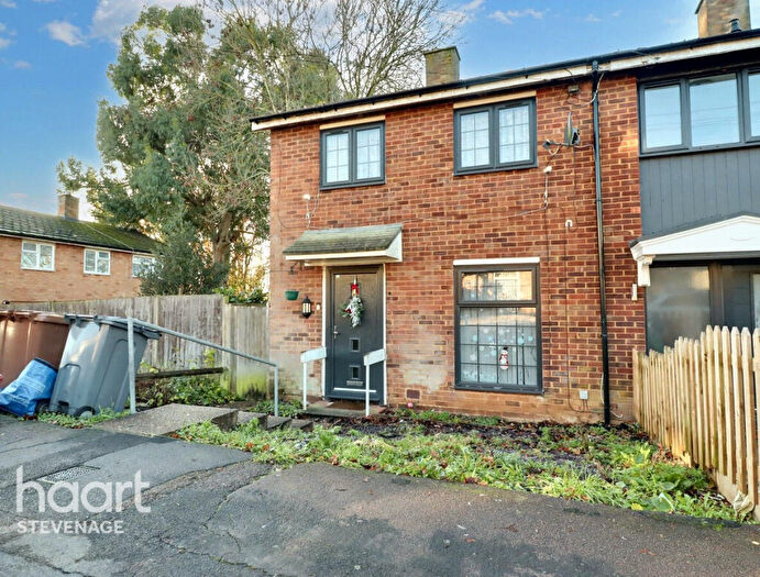 2 Bedroom End Of Terrace House For Sale In Fallowfield, Stevenage, SG2