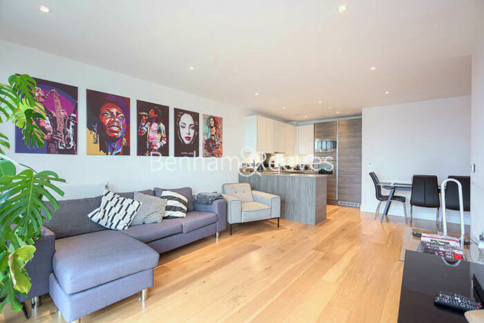 2 Bedroom Apartment To Rent In Arora Point, Plough Way, Marine Wharf East, SE16