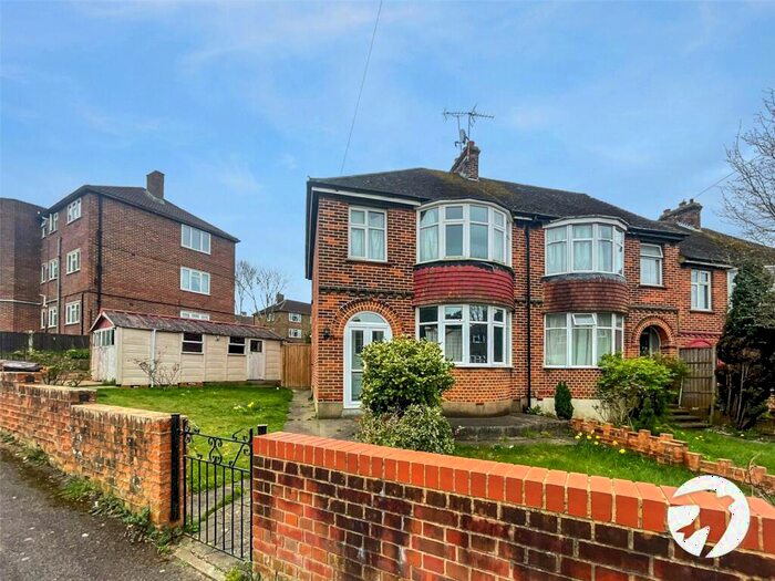 3 Bedroom House To Rent In Cordelia Crescent, Rochester, Kent, ME1