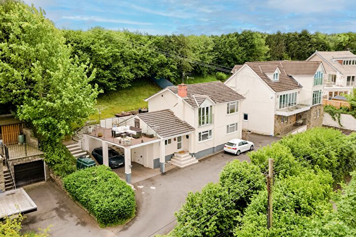 4 Bedroom Detached House For Sale In Pine Walk, Clevedon Lane, Clapton In Gordan, BS20