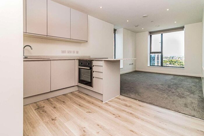 2 Bedroom Flat To Rent In No Old Trafford, Trafford Park, Manchester, M17