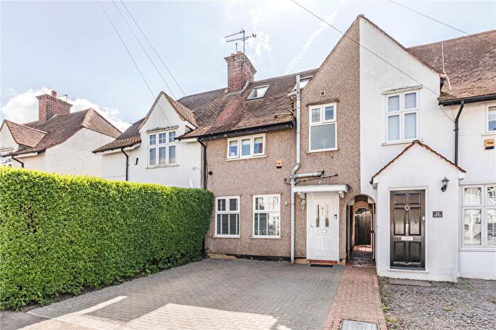 4 Bedroom Terraced House For Sale In Caillard Road, Byfleet, West Byfleet, Surrey, KT14