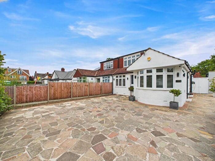 4 Bedroom Semi-Detached Bungalow To Rent In Southborough Lane, Bromley, Kent, BR2
