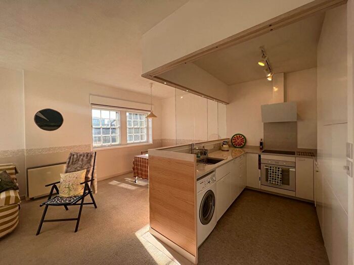 2 Bedroom Flat To Rent In Northumberland Road, City Centre, Newcastle Upon Tyne, NE1