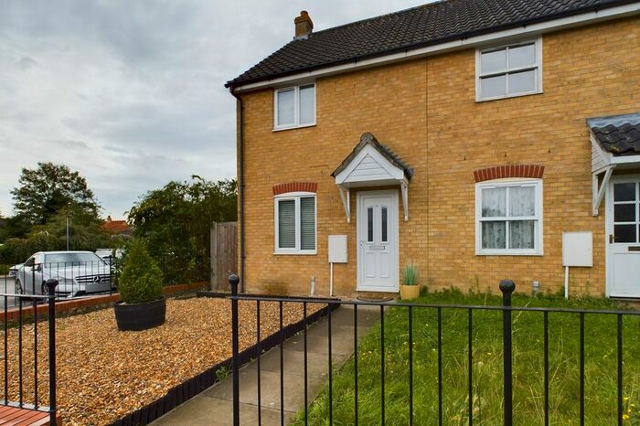 2 Bedroom End Of Terrace House To Rent In Grove Lane, Thetford, Norfolk, IP24