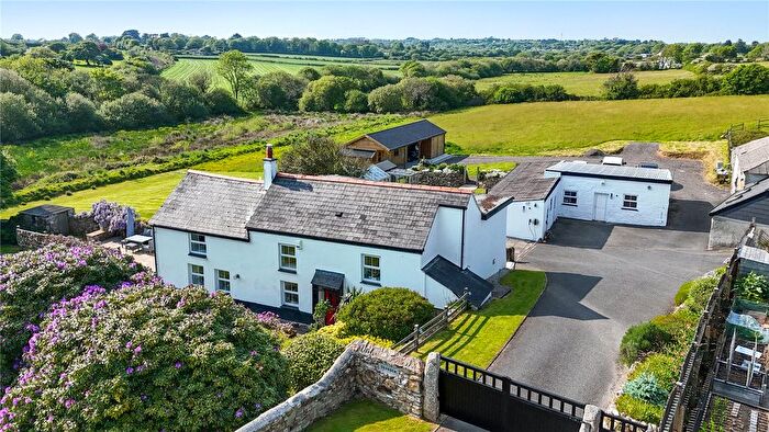 4 Bedroom Equestrian For Sale In Greenbottom, Chacewater, Truro, Cornwall, TR4
