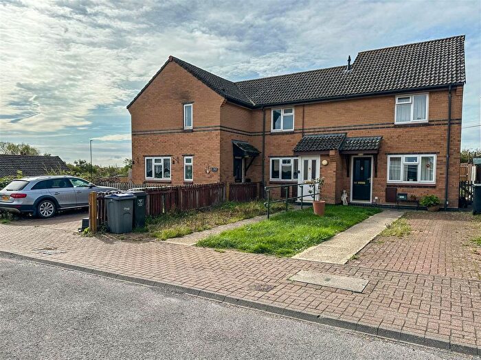 1 Bedroom Terraced House For Sale In Parklands, Malmesbury, SN16