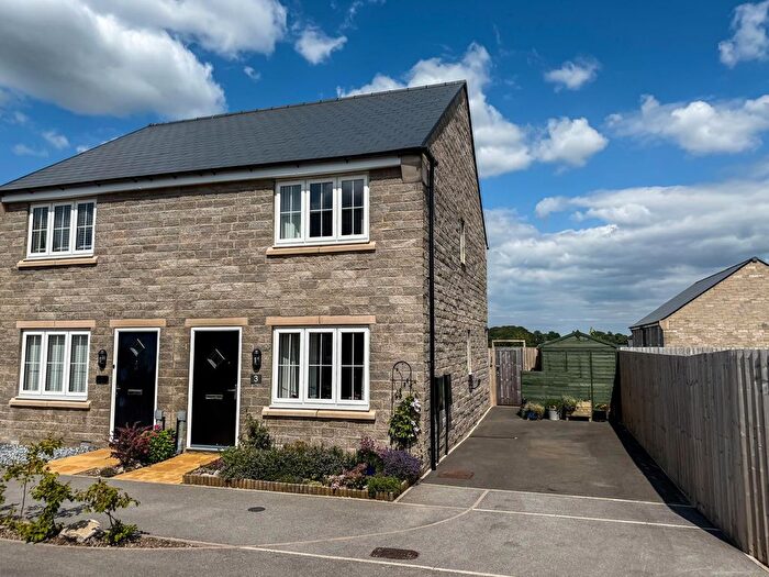 2 Bedroom Semi Detached House For Sale In Rye Lane, Harpur Hill, Buxton, SK17