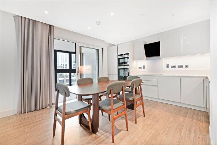 3 Bedroom Flat To Rent In Wiverton Tower, New Drum Street, E1