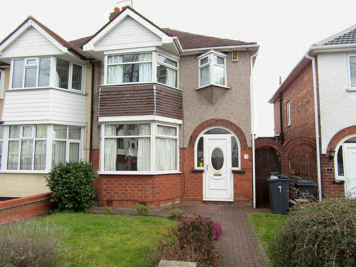 3 Bedroom Semi-Detached House To Rent In Blakeland Road, Great Barr, Birmingham, B44