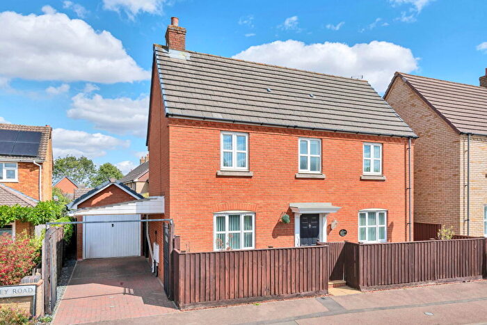 3 Bedroom Detached House For Sale In Crawley Road, Cranfield, Bedford, MK43