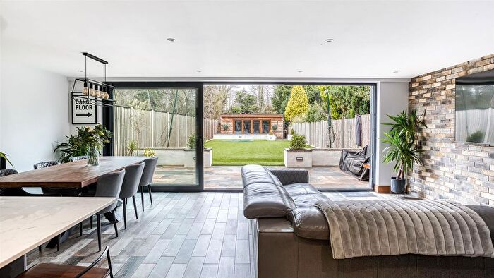 4 Bedroom Detached House For Sale In Twyford Road, Willington, Derby, DE65
