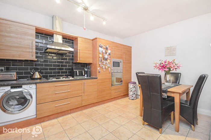 2 Bedroom Flat For Sale In Moorgate View, Moorgate, S60