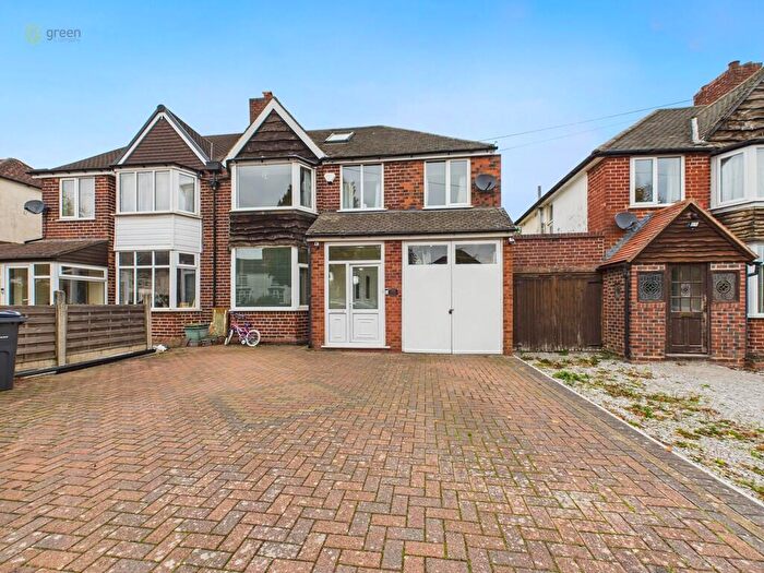 5 Bedroom Semi-Detached House For Sale In Four Oaks Common Road, Four Oaks, B74