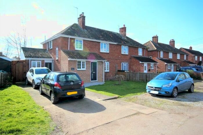 3 Bedroom Semi-Detached House For Sale In Robins Lane, Burtle, Bridgwater, TA7