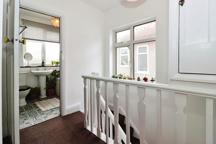 3 Bedroom End Of Terrace House For Sale In Mackie Road, Filton, Bristol, Gloucestershire, BS34