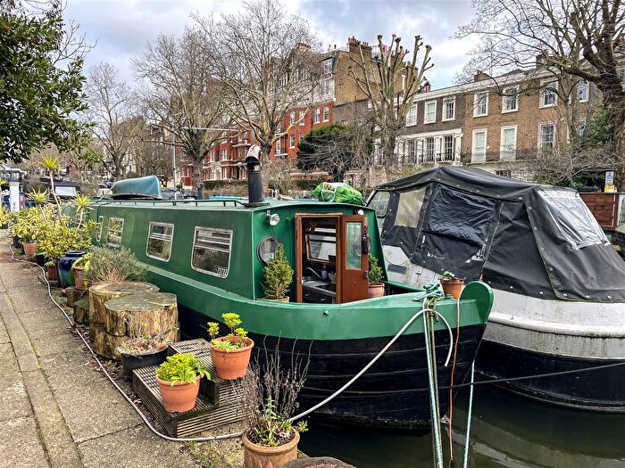 1 Bedroom Houseboat For Sale In Josefine, Maida Avenue, Little Venice, W2
