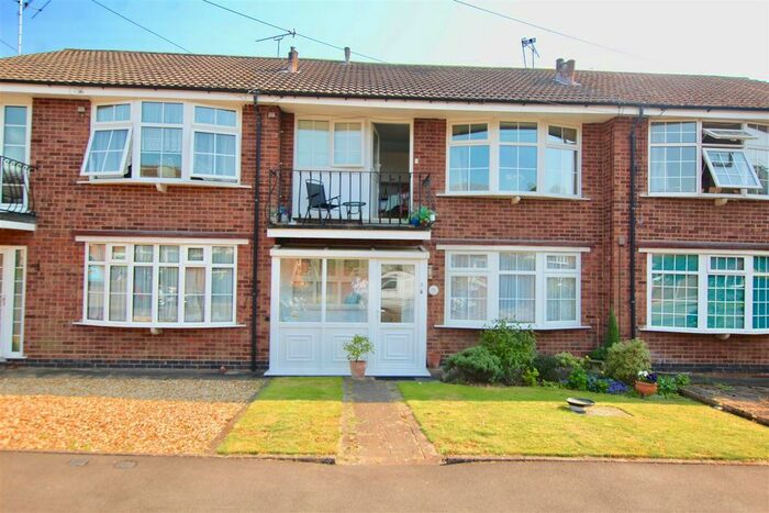 2 Bedroom Maisonette To Rent In Woodside Drive, Arnold, Nottingham, NG5