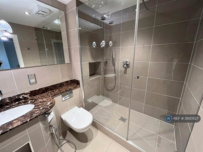 1 Bedroom Flat To Rent In Park Square East, Leeds, LS1