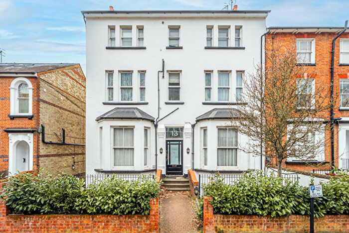 1 Bedroom Apartment To Rent In Alma Road, St. Albans, Hertfordshire, AL1